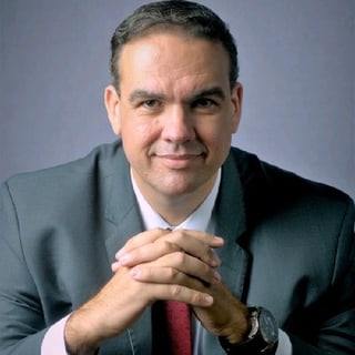 Alex Canaveze